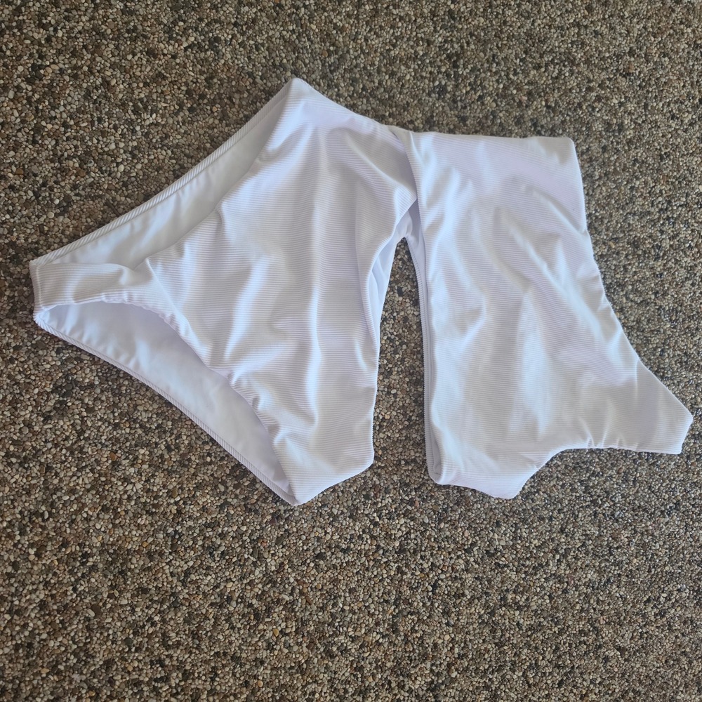Beach Riot Womens White Ribbed‎ Deep V-Neck One Piece Swimsuit Size Medium NWT